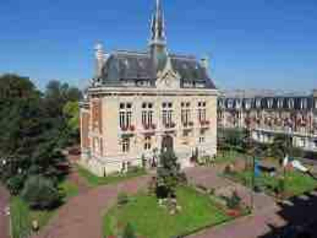 Appartement 2 Pieces Au Raincy Proche De Paris Le Raincy Exteriér fotografie
